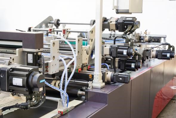 ZKT-890A Full Servo Window Patching Machine 3 ZKT-890A Full Servo Window Patching Machine