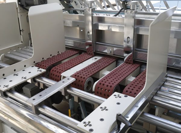 Semi-automatic Flute laminating machine 3 bottom paper feeding