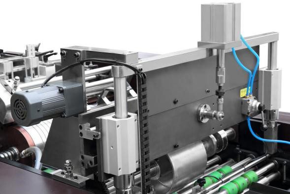 ZKT-700 HIGH SPEED Window Patching Machine 5 ZKT-700 HIGH SPEED Window Patching Machine